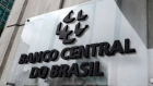 Banco Central mantém taxa de juros e adota postura mais rigorosa 