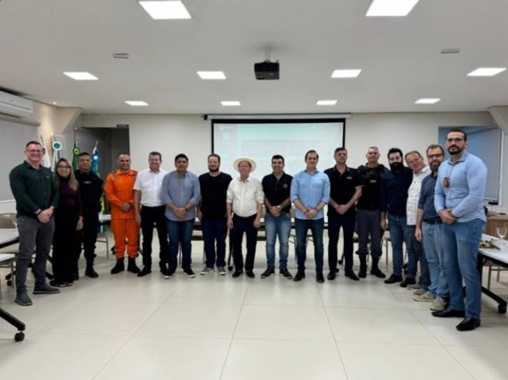 CDL Sinop promove reunião com autoridades para discutir ampliação da segurança pública e expandir o Vigia Mais MT